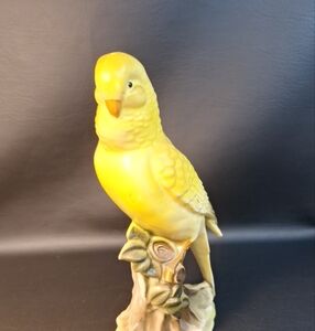 Vintage Parrkeet Figurine.